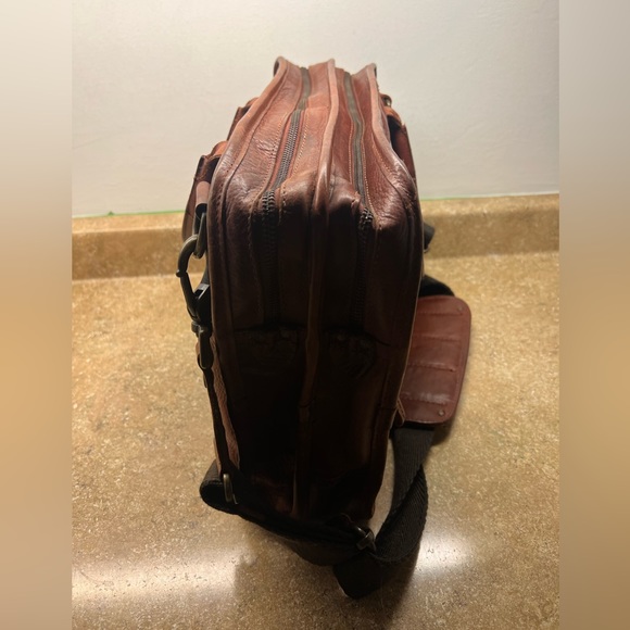 HANK LEATHER SATCHEL-COGNAC-EXCELLENT CONDITION - Picture 12 of 15